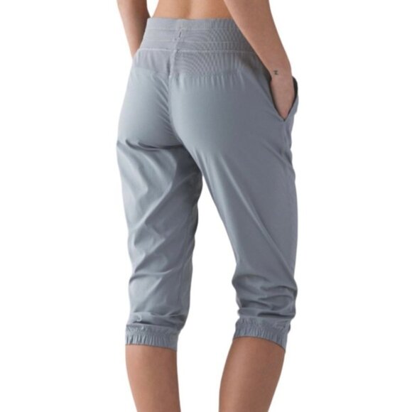 Lululemon Studio Crop II (Unlined) Battleship size 4 - Picture 2 of 11